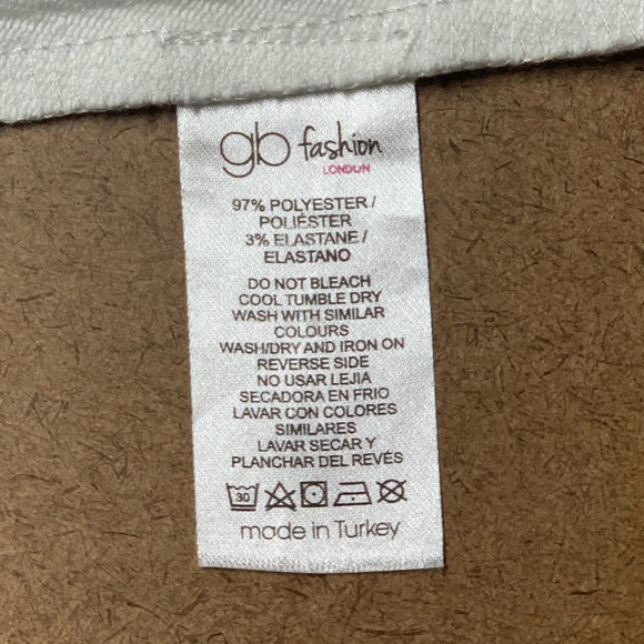 Francesca’s white v-neck tennis polo tee SIZE:L - Picture 5 of 5